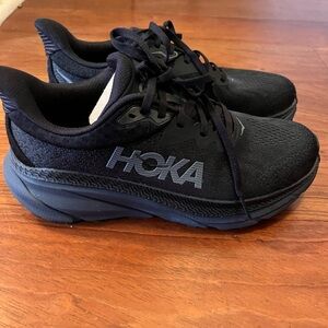 Hoka Women’s Challenger 7 brand new